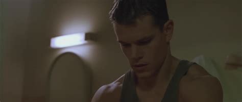 AusCAPS Matt Damon Shirtless In The Bourne Identity