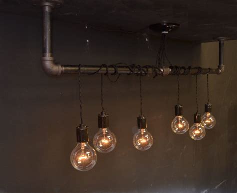 Find the best industrial ceiling lighting for your home in 2021 with the carefully curated selection available to shop at houzz. 35 Industrial Lighting Ideas For Your Home