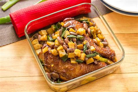 Jun 24, 2021 · ayam asam manis merupakan menu klasik restoran chinese food. Ayam Kukus Saus Tiram | Resep dari Dapur KOBE