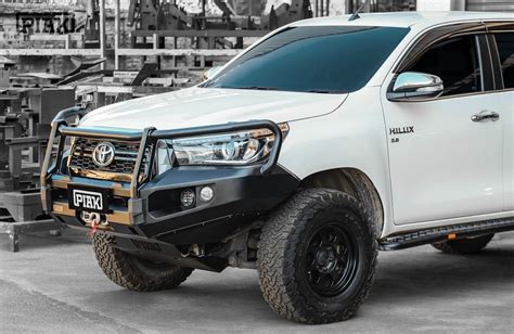 Piak Loop Elite Front Bull Bar Suitable For Toyota Hilux 2021