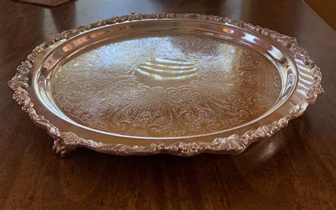 Large Round Footed Tray - 15