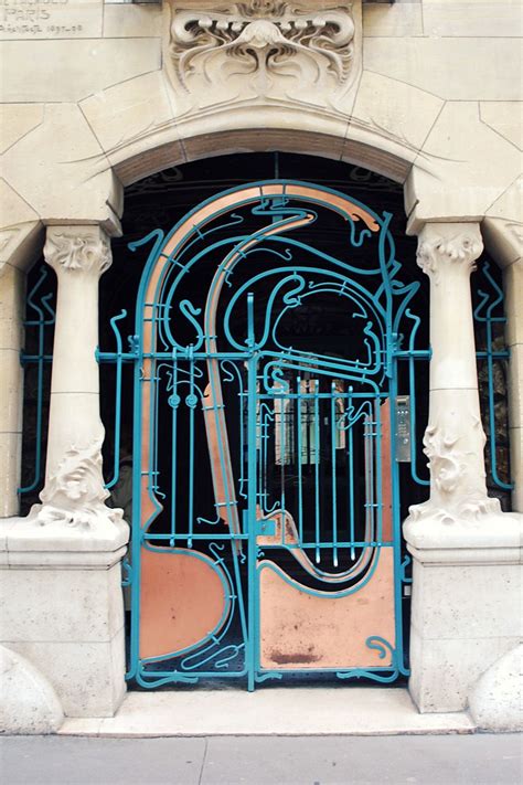 Filegate Of Castel Béranger Designed By Hector Guimard Love