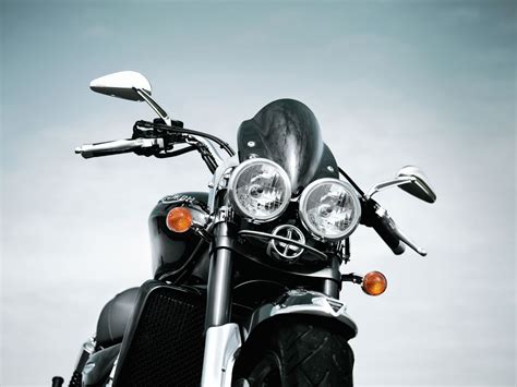 Тест драйв triumph rocket 3. 2010 Triumph Rocket III Roadster Photos | Motorcycle ...