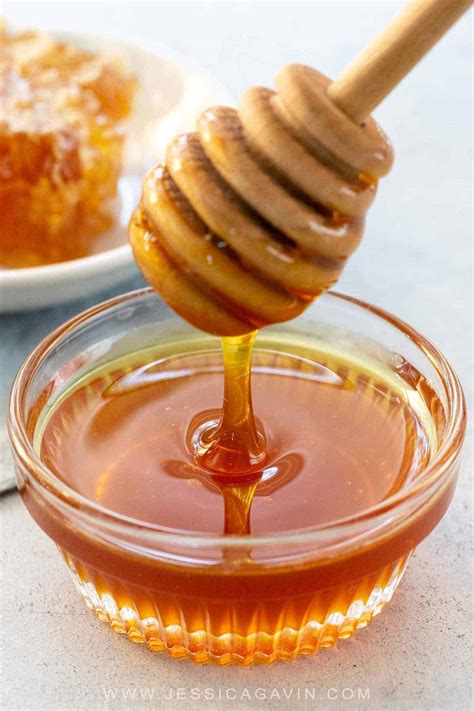 Honey Benefits Types And Nutrition Jessica Gavin