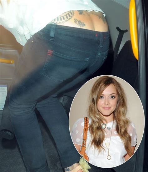 Fearne Cotton Flashes Her Bum In Wardrobe Malfunction Metro News