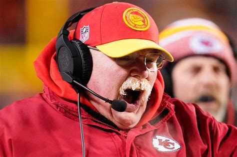 Chiefs Coach Andy Reids Mustache Had Icicles During Freezing Playoff Win