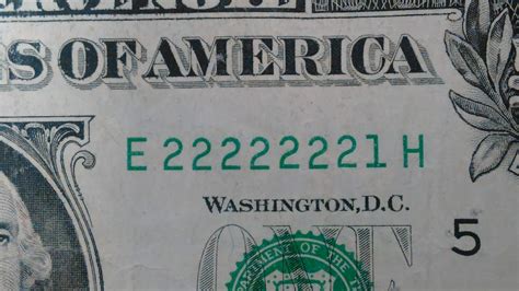 Dollar Bill With Almost Perfectly Repeating Serial Number Ruspapermoney