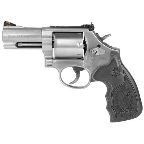Smith And Wesson 686 Plus Deluxe 3 5 7 Magnum Series Stainless Steel
