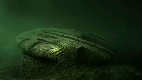 13 Spooky Things Discovered At The Bottom Of Lakes Creepy Gallery