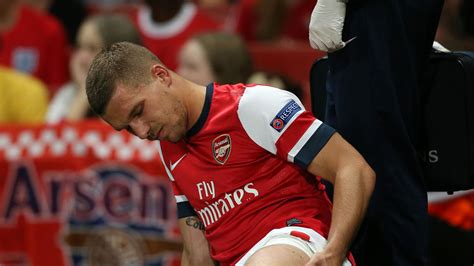 Arsene Wenger Hails Arsenal Striker Lukas Podolski As A Goalscoring