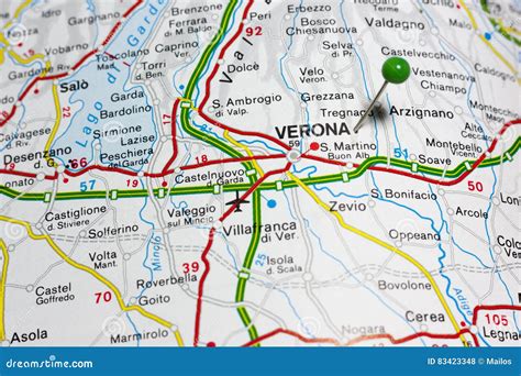 Verona Italy On Un Mapa Foto De Archivo Imagen De Verano 83423348