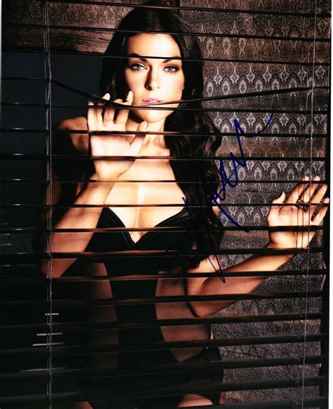 Hot Sexy Serinda Swan Signed 8x10 Photo Autograph Graceland Smallville Coa C Collectible