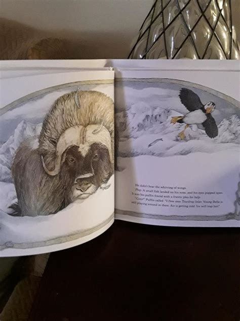 Jan Bretts Loveable Character Cozy The Musk Ox Is Back In New Picture