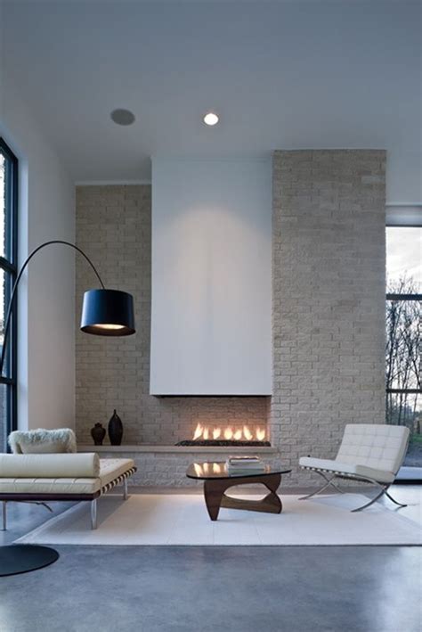 16 Amazing Minimalist Fireplaces That Will Leave You Breathless
