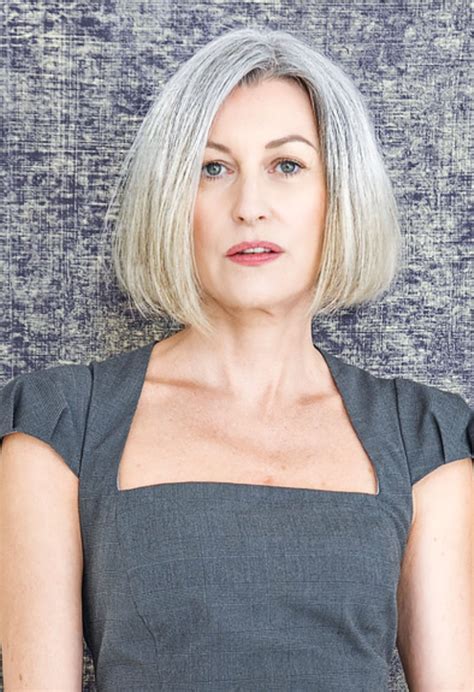 30 Superb Short Hair Styles For Woman Over 40 With Fine Hair Grey