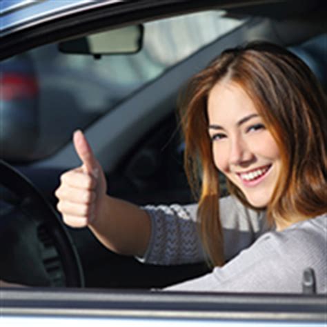 Many insurance companies provide discounts to drivers who take defensive driving classes, and the discounts typically range from 5% to 20% off your car insurance premium. Defensive Driving & Driver Training Car Insurance Discounts | DMV.org