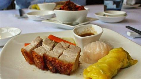 This restaurant is intimate and is for the business crowd. This Cantonese Restaurant Comes Highly Recommended By The ...