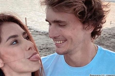 Ende oktober 2019 funkte es zwischen dem model und dem sportler. Alex Zverev reveals funny details about his relationship ...