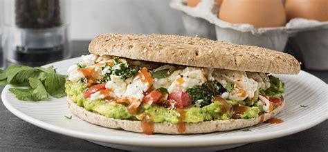 Sign up for our dish worthy newsletter to stay up to date on the latest boar's head products, recipes, and entertaining ideas. Arnold® Premium Breads | Spicy Scrambler Breakfast Sandwich