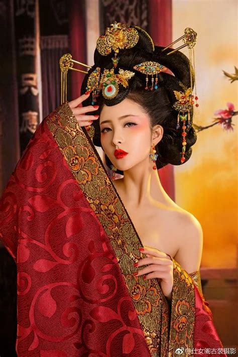 Pin On Chinese Traditional Dress Hot Sex Picture