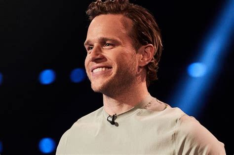 Olly Murs Praised For Pausing Show And Coming To The Aid Of A Fan