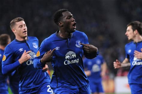€90.00m* may 13, 1993 in antwerpen.name in home country: Romelu Lukaku - Soccer Politics / The Politics of Football