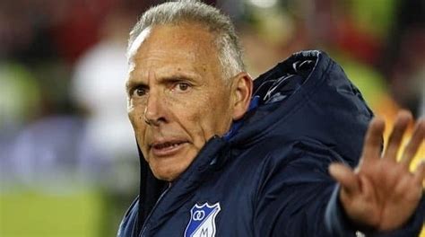 Al goleador angelo rodriguez y este remata para el gol del triunfo del deportes tolima sobre el campeon de colombia millonarios. "A millos le cuesta jugar afuera" - Q'hubo