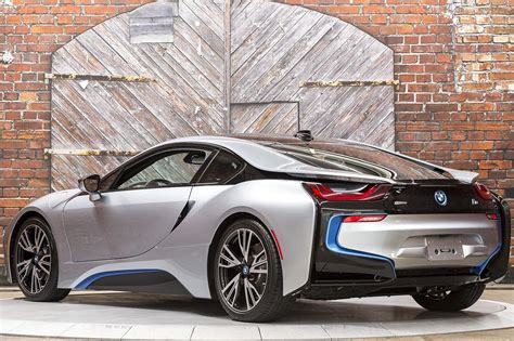 Just consider these three key stats: 2014 BMW i8 Pure Impulse World