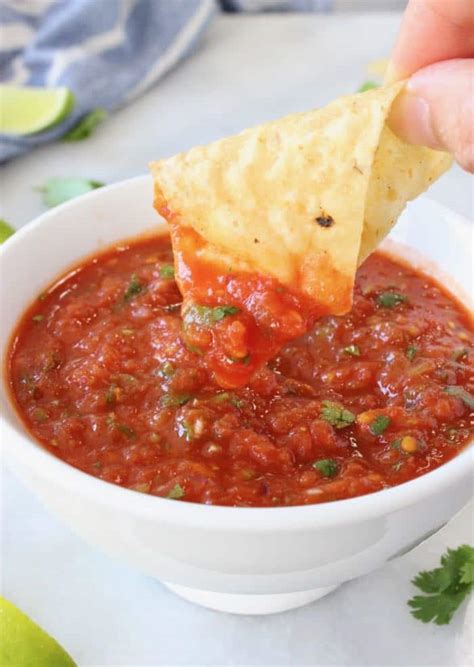 Easy Homemade Salsa Using Canned Tomatoes D S Famous Salsa Recipe