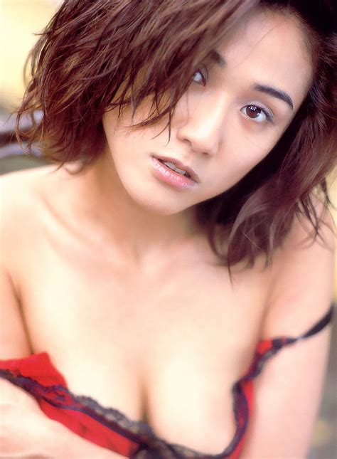Kiuchi Akira Extreme Semi Nude Picture Copies In Estimating F Cup