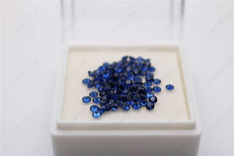 Loose Synthetic Corundum Blue Sapphire 33 Light Color Round Shape