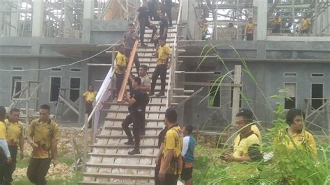 Monika dilahirkan di kota thagaste, afrika utara. Polres Kaimana Gelar Baksos di Masjid dan Gereja ...