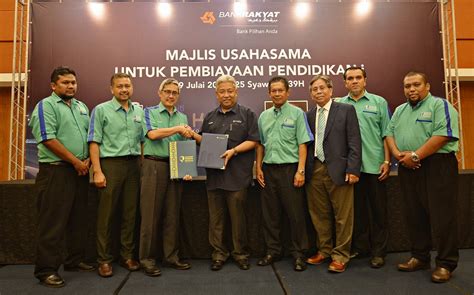 Its aim is to aid the social and economic development of malaysians by enabling bright but needy students to receive. UMP Collaborates with Bank Rakyat to offer i-Education ...