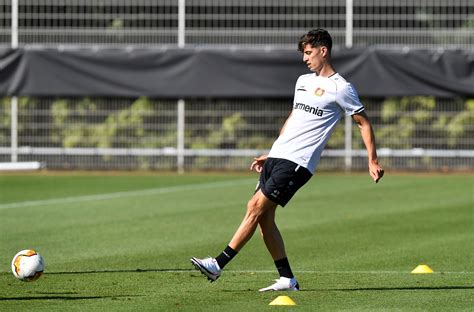 Kai havertz doesn't care about his price tag or the pressure after winning the #uclfinal @thedeskelly pic.twitter.com/f5rnrukelo. Leverkusen Tak Mau Terganggu Rumor Havertz - Olah Raga ...