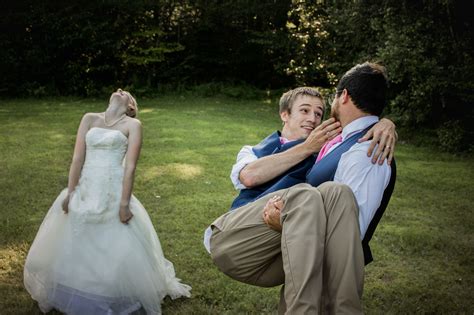 Funny Wedding Pictures Funny Wedding Pictures Wedding Photos Poses