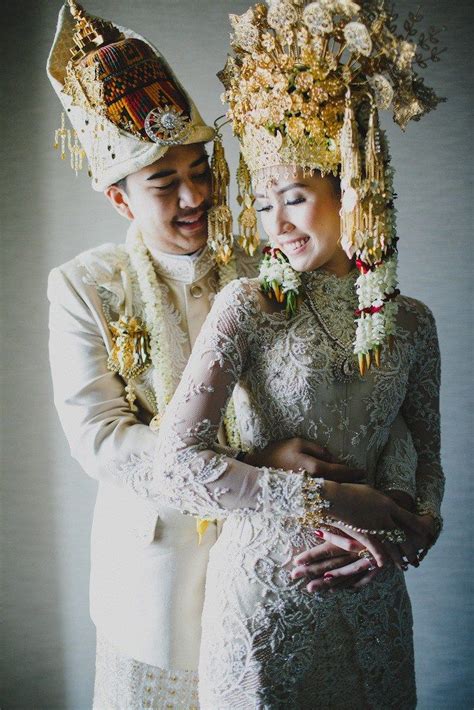 Pernikahan Adat Aceh Dan Sunda Ala Sylvia Dan Nanda Sylvia Nanda