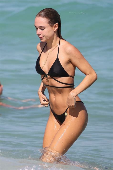 Kimberley Garner Stuns In A Black Bikini On The Beach In Miami 12