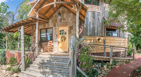 The watauga river is a large stream of western north carolina and east tennessee. Watauga River Cabins - Cabin Rentals in Tri-Cities, TN