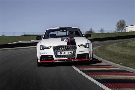 El Audi Concepto De Competicion Rs 5 Tdi Impone Nuevo Tiempo Record
