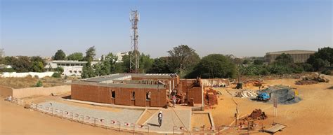 Dakar construction of the Children’s Pavilion  La Chaîne de l'Espoir