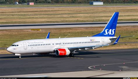 Ln Rga Sas Scandinavian Airlines Boeing 737 800 At Düsseldorf