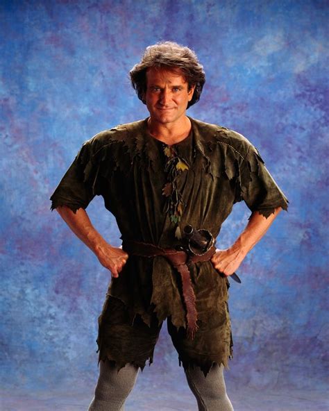 Williams commented in the commentary track that it was the only movie of his that he was ever able. Pin de Aaron Rivin em Peter Pan (Hook) | Robin, Filmes, My ...