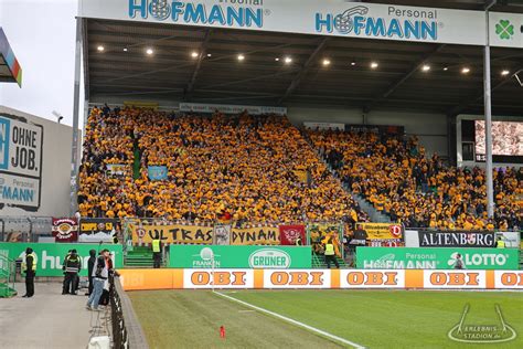 Home to occasional bundesliga side spvgg greuther fürth, the ground has a current capacity of 18,500 and was last renovated in 2012. SpVgg Greuther Fürth vs SG Dynamo Dresden 04.04.2019 ...