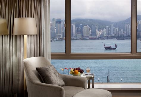 Premier Room Royal Garden Hotel In Hong Kong Tsim Sha Tsui Hotel