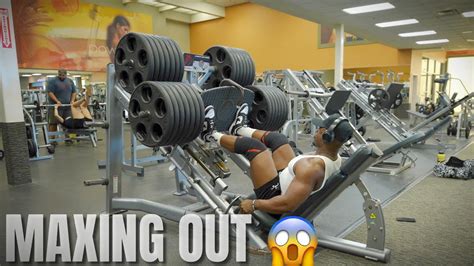 Maxing out in a commercial gym - YouTube