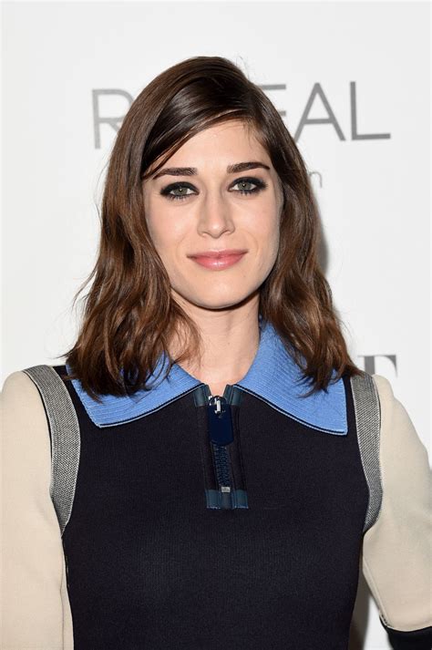 Lizzy Caplan At Elles Women In Hollywood Awards In Los Angeles