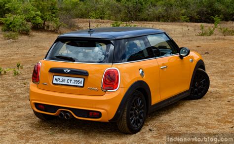 Mini Cooper S With Jcw Tuning Kit 2017 Rear Three Quarter Review