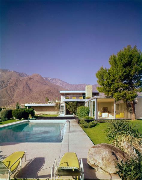 An Icon Of American Modernism The Kaufmann Desert House Is An Instantly