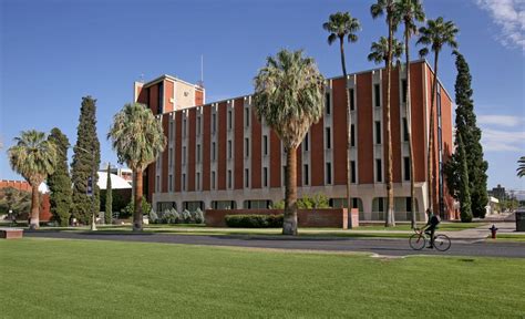 Then And Now 17 Ways Ua Campus Has Changed Since Your Parents Were