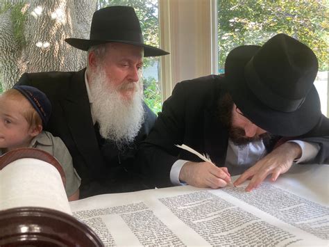 The Springfield Chabad Community Got A New Torah Sunday